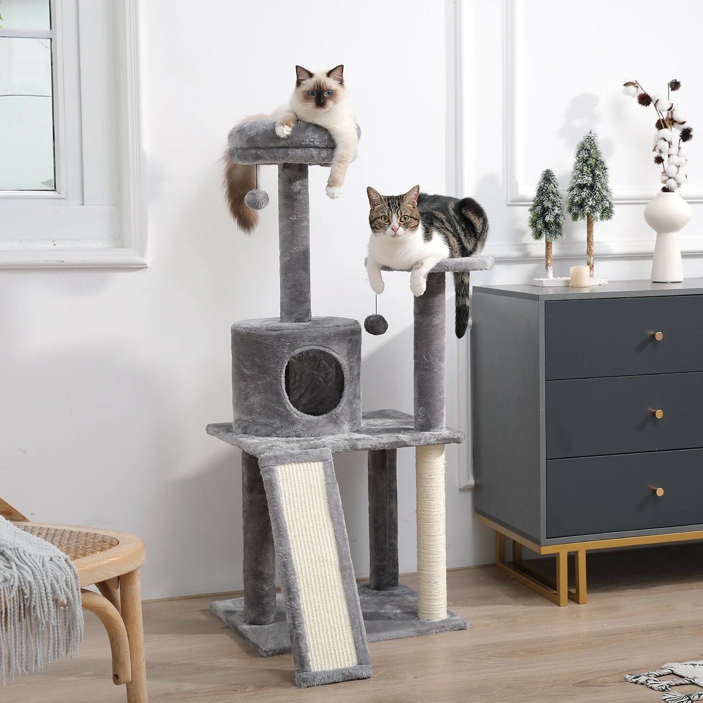 Multi-Level Cat Tree with Scratch Board