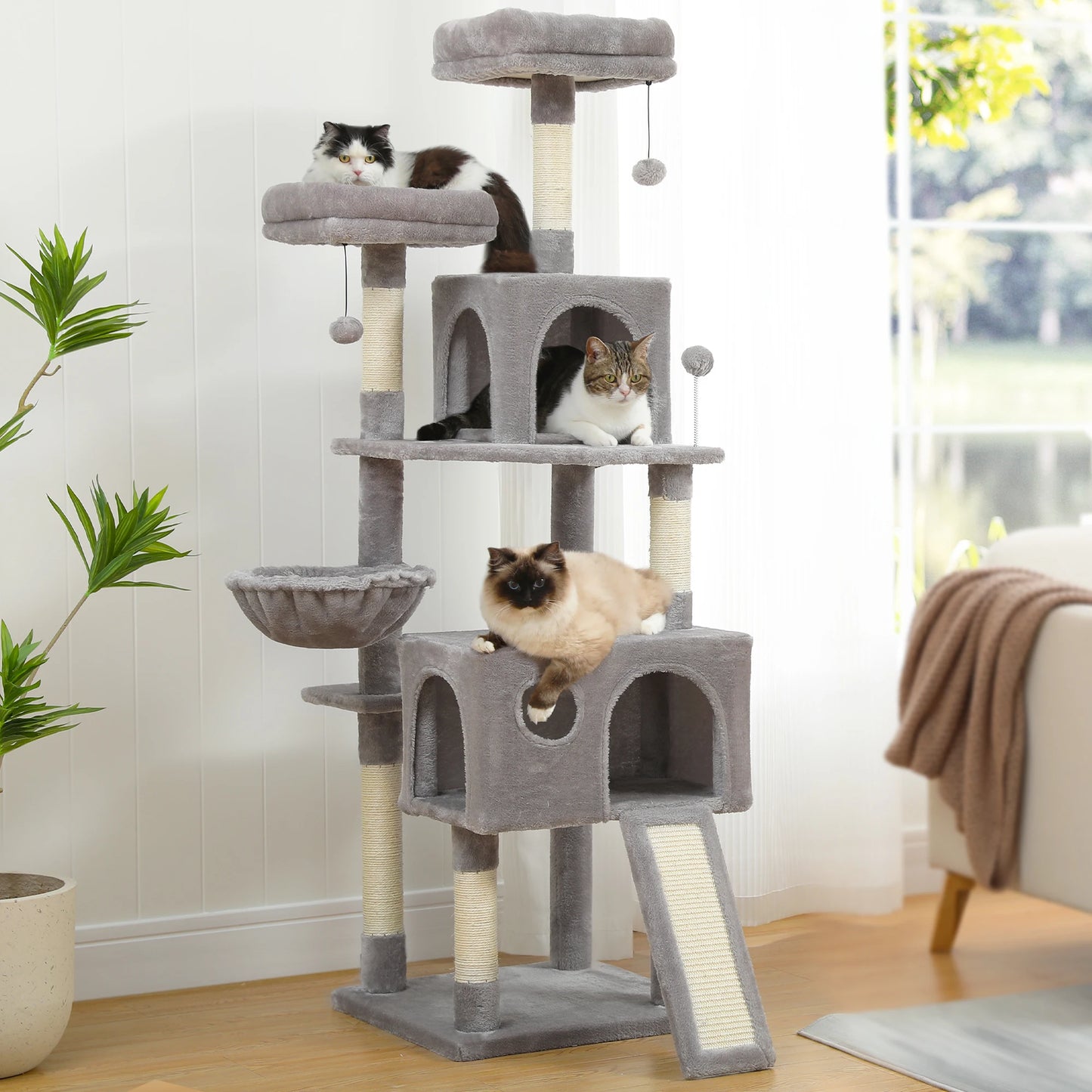 Multi-Level Cat Tree with Scratch Board